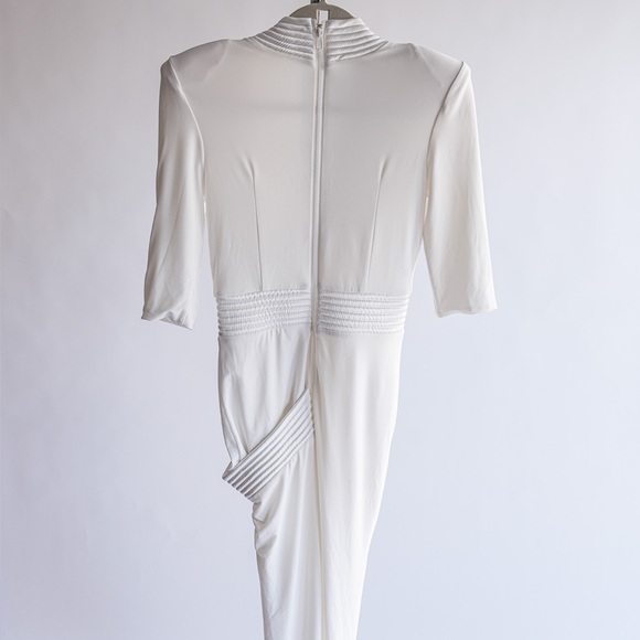 ZHIVAGO SIGNATURE EYE OF HORUS White Long Sleeve V-Neck Dress - Picture 10 of 16